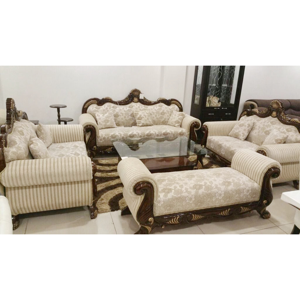 Amaltas Regal Sofa Set