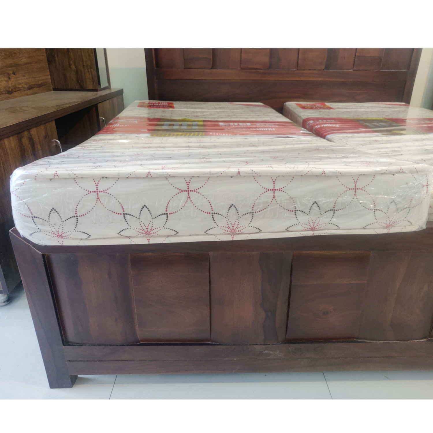 Kurlon Everfirm Mattress